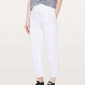 Lululemon Dance Studio Crop 25" NWOT